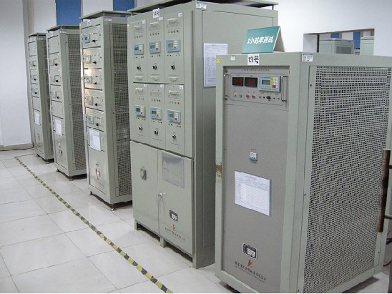 μC-XCF微电脑蓄电池循环充放电测试仪