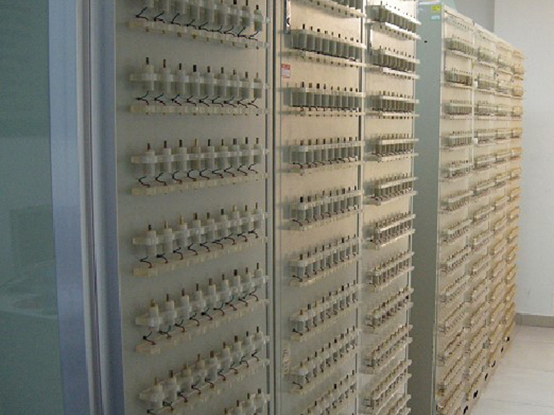 原电池微机放电台（国产多量程）