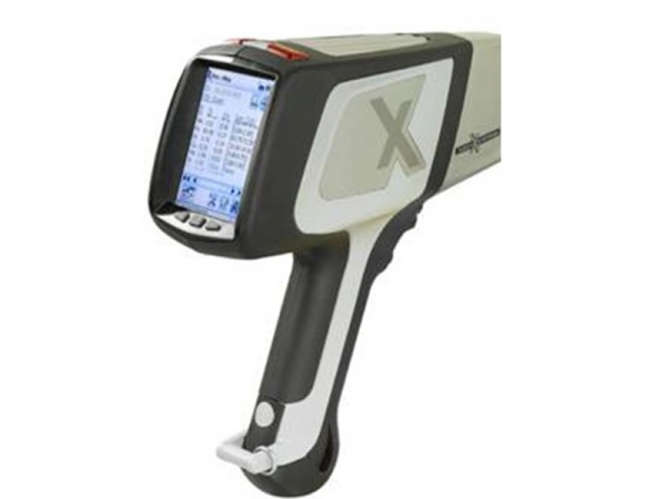 Portable X-ray fluorescence detector (Innov-X, USA)